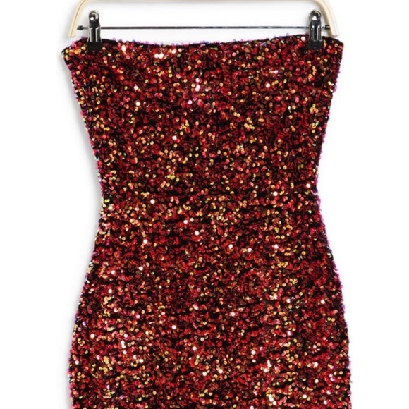 Betsey Johnson Sequin Cocktail Drezs - Picture 2 of 8